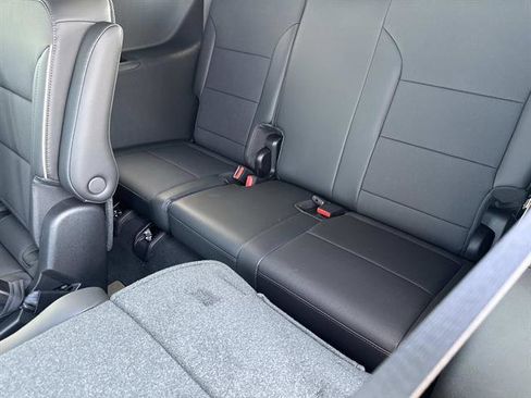 New 2026 Buick Enclave Preferred w/ Power Package image 12