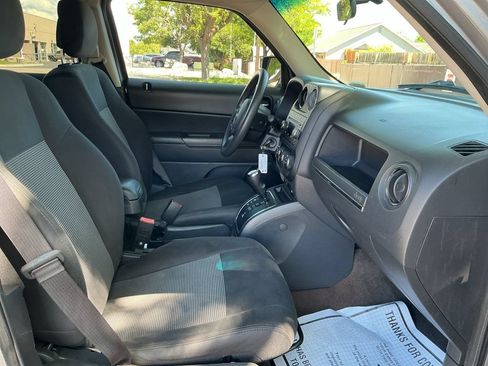 Used 2014 Jeep Patriot Sport w/ Power Value Group AWD/4WD image 22