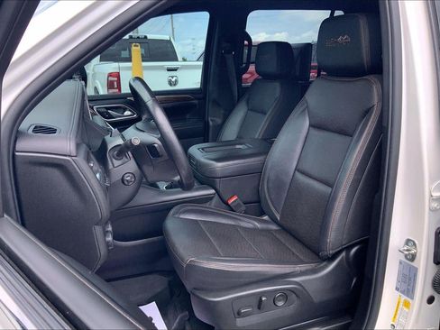 Used 2023 Chevrolet Tahoe High Country w/ Advanced Technology Package AWD/4WD image 21