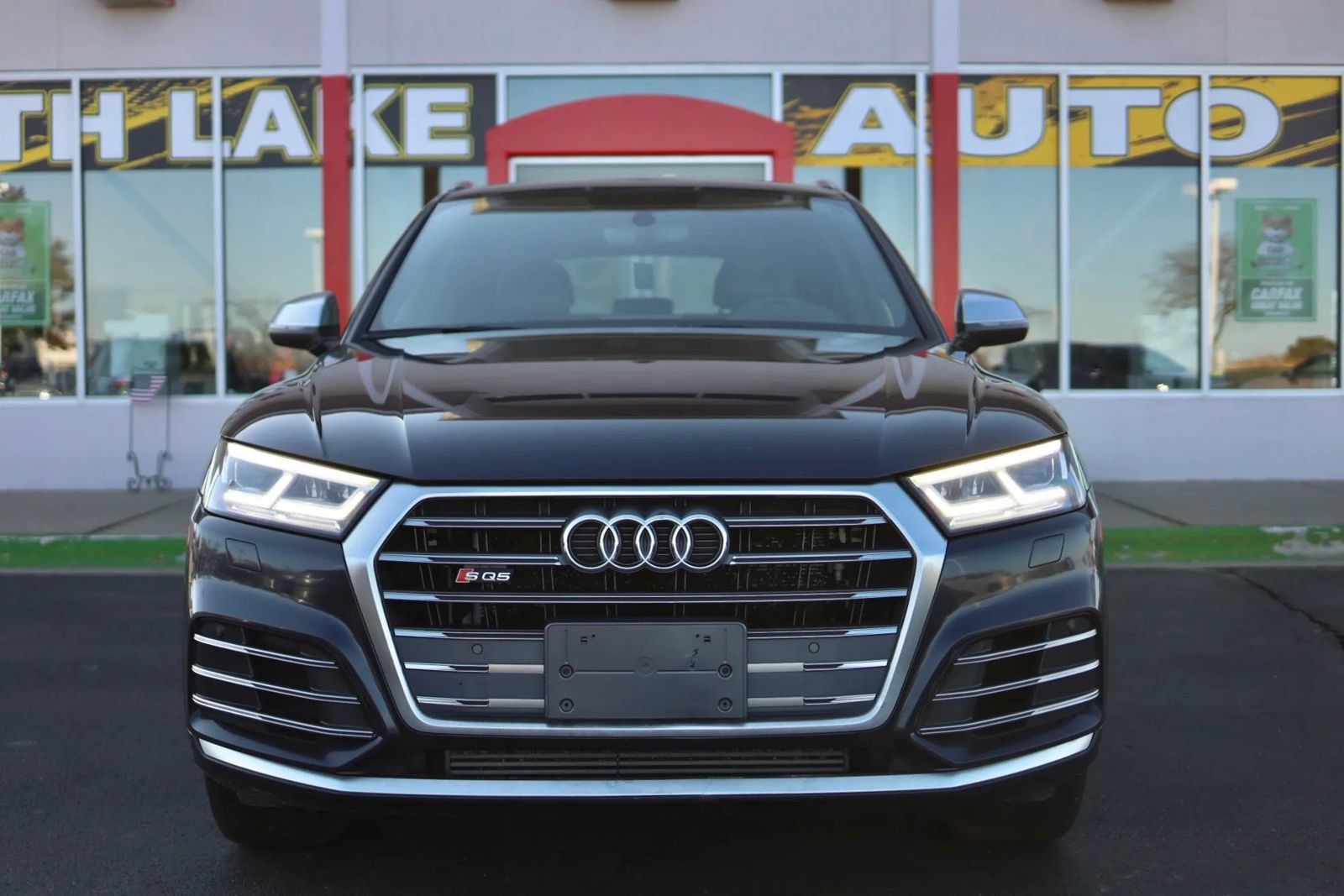 Used 2018 Audi SQ5 Premium Plus AWD/4WD image 2