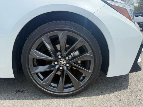 Used 2023 Toyota Corolla SE image 4