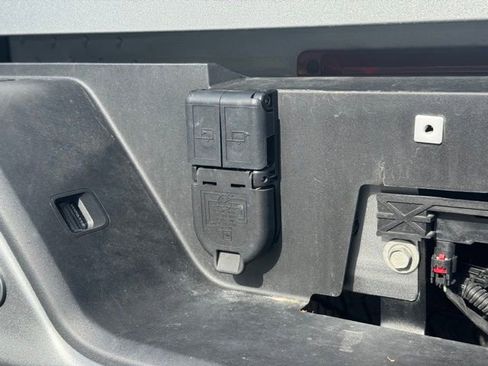 Used 2025 GMC Sierra 3500 Denali Ultimate AWD/4WD image 37