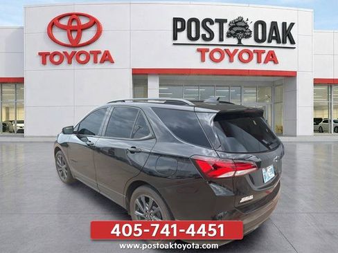 Used 2023 Chevrolet Equinox RS w/ RS Leather Package FWD image 5