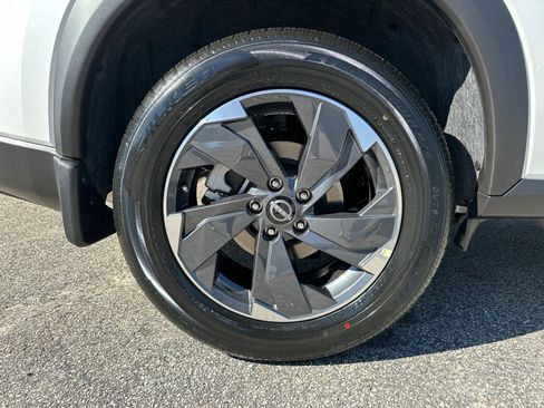 New 2026 Nissan Rogue SV w/ SV Premium Package image 17