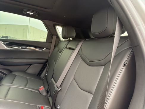 Certified 2025 Cadillac XT5 Premium Luxury image 8