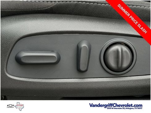 New 2027 Chevrolet Bolt LT w/ Comfort Package FWD image 21