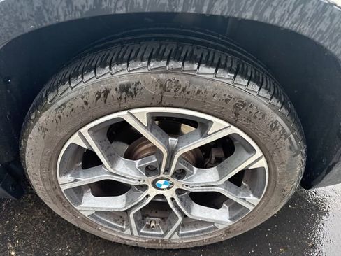 Used 2022 BMW X1 xDrive28i w/ Convenience Package AWD/4WD image 7