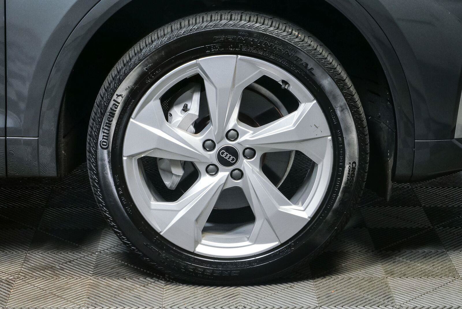 Used 2023 Audi Q5 2.0T Premium Plus AWD/4WD image 38