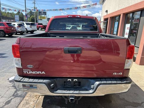 Used 2010 Toyota Tundra 4x4 CrewMax w/ SR5 Pkg image 5