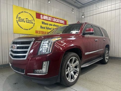 Used 2019 Cadillac Escalade Premium Luxury AWD/4WD image 1