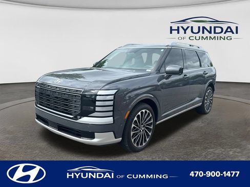 Used 2026 Hyundai Palisade Calligraphy FWD image 3