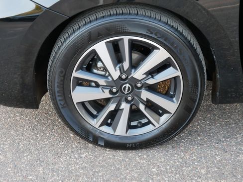 Certified 2024 Nissan Versa SV image 15