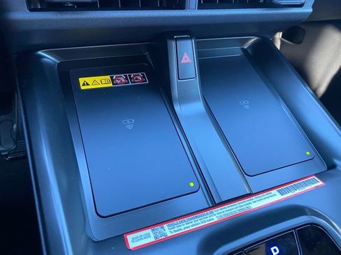 New 2026 Subaru Solterra Premium image 18