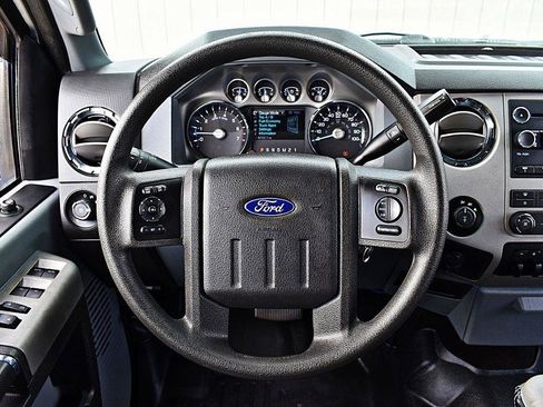 Used 2015 Ford F250 XLT w/ XLT Value Package AWD/4WD image 32