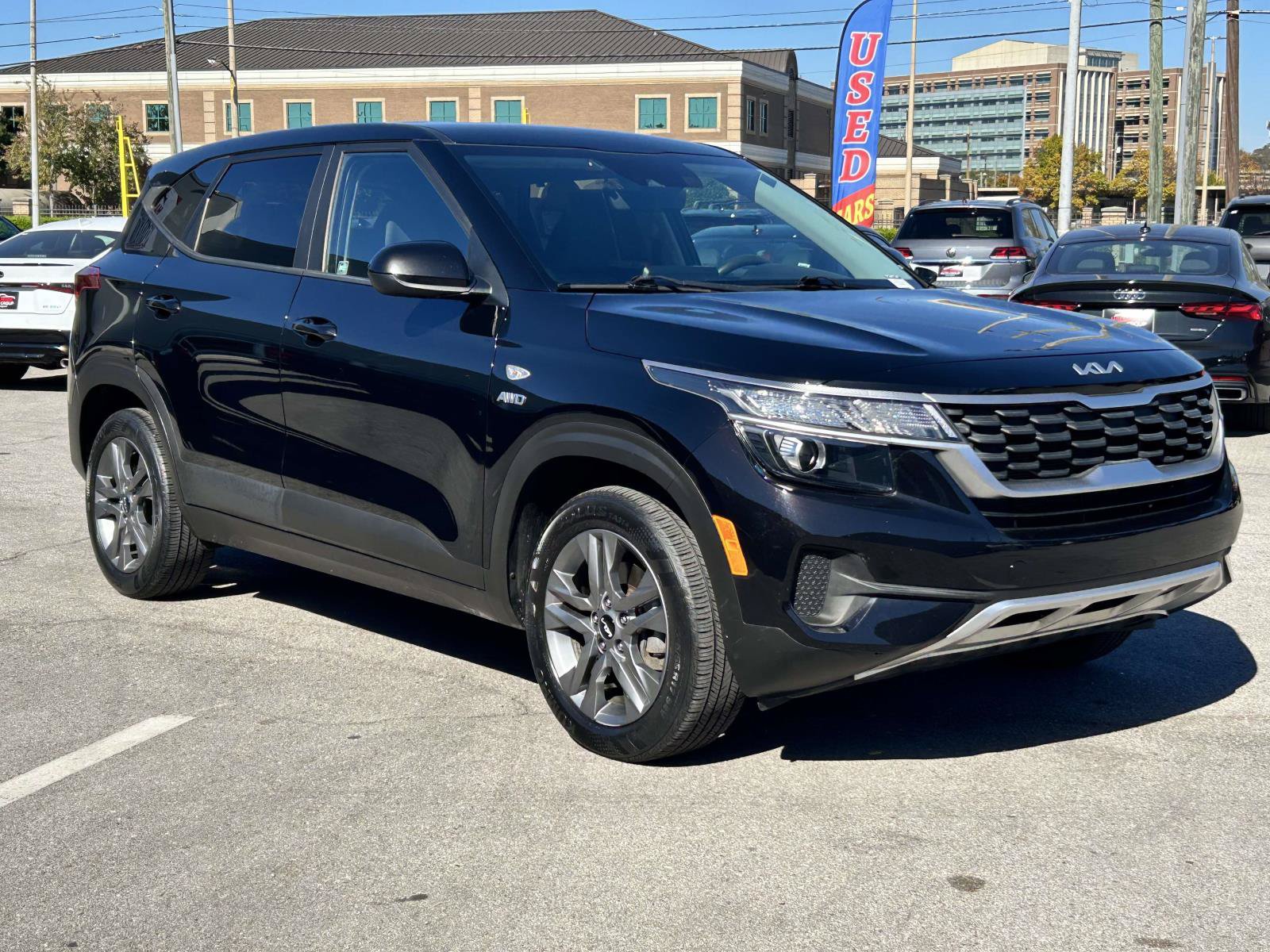 Used 2022 Kia Seltos LX AWD/4WD image 1