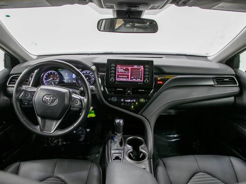 Used 2024 Toyota Camry SE w/ Cold Weather Package AWD/4WD image 13