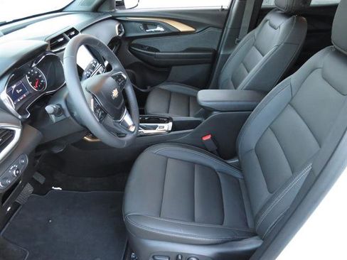 Certified 2023 Chevrolet TrailBlazer ACTIV w/ Sun and Liftgate Package image 12