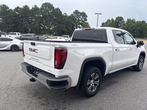 Used 2025 GMC Sierra 1500 SLT AWD/4WD image 10