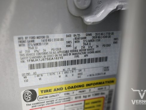 Used 2025 Ford Expedition Max Active image 13