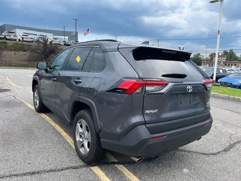 Used 2025 Toyota RAV4 XLE AWD/4WD image 6