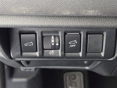 Used 2022 Subaru Outback Premium image 27