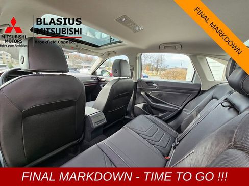 Used 2024 Volkswagen Jetta SEL image 18