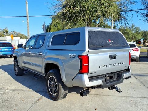 Used 2024 Toyota Tacoma TRD Sport image 6