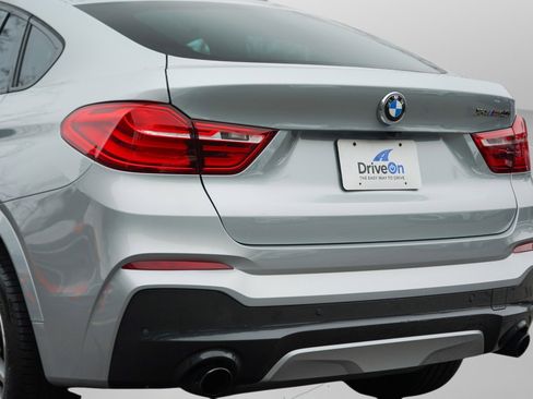 Used 2018 BMW X4 M40i image 35