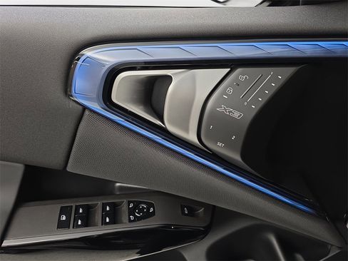 New 2026 BMW X3 M50 w/ Premium Package image 27