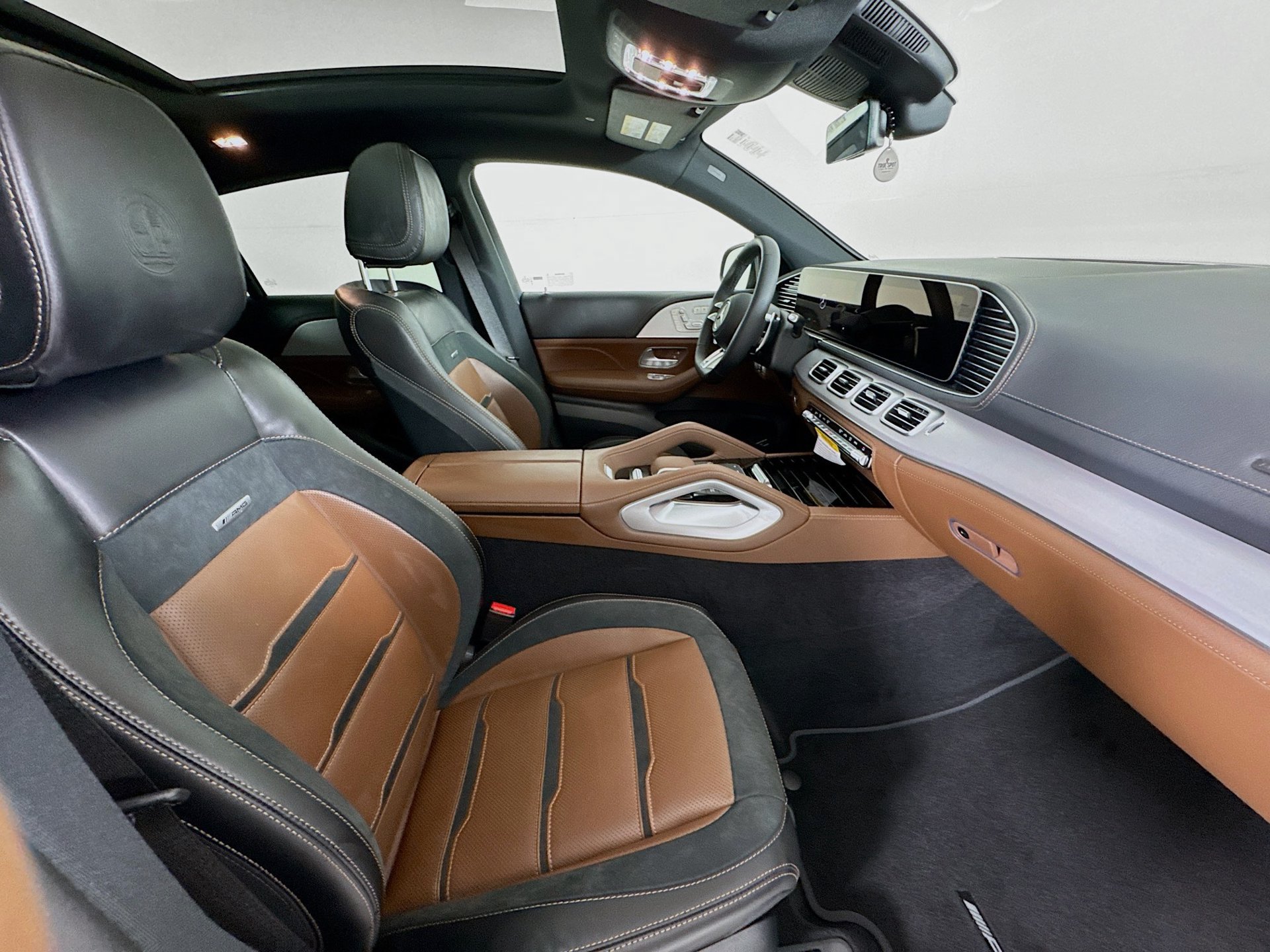New 2026 Mercedes-Benz GLE 53 AMG 4MATIC Coupe image 31