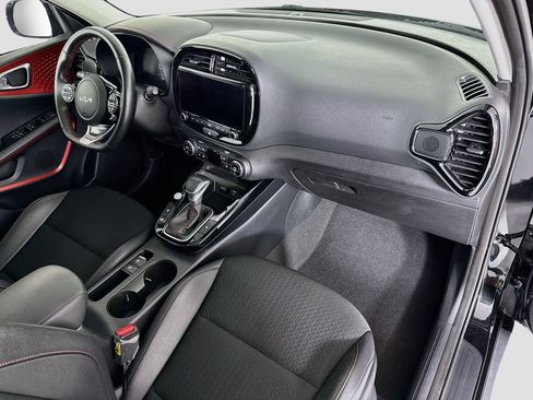 Used 2023 Kia Soul GT-Line w/ GT-Line Technology Package FWD image 17