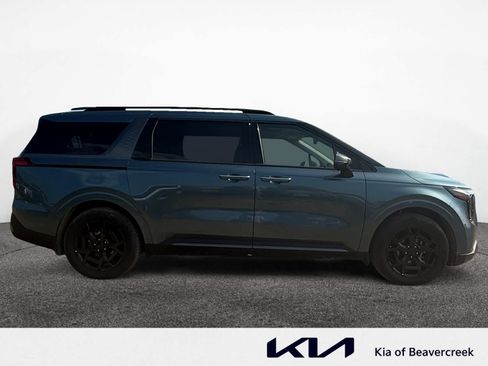 Used 2026 Kia Carnival SX w/ SX Dark Edition Package image 6