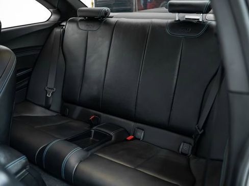Used 2018 BMW M2 image 24