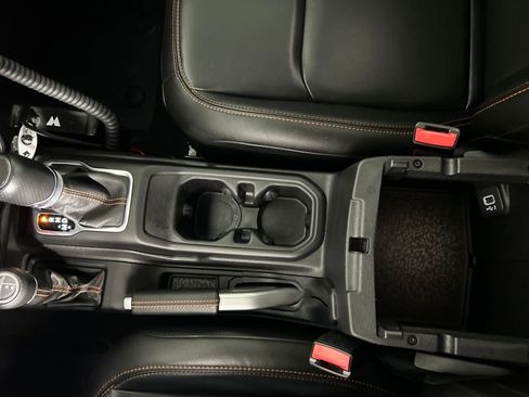 Used 2022 Jeep Gladiator Mojave w/ Trailer Tow Package image 15