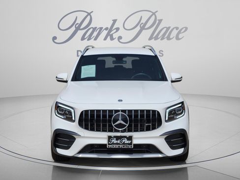 Used 2023 Mercedes-Benz GLB 35 AMG 4MATIC image 5