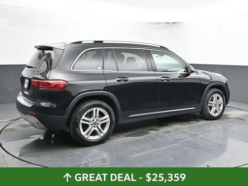 Used 2023 Mercedes-Benz GLB 250 4MATIC image 2