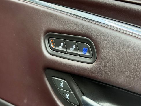 Certified 2023 Cadillac Escalade ESV Sport Platinum w/ LPO, ONYX Package AWD/4WD image 55