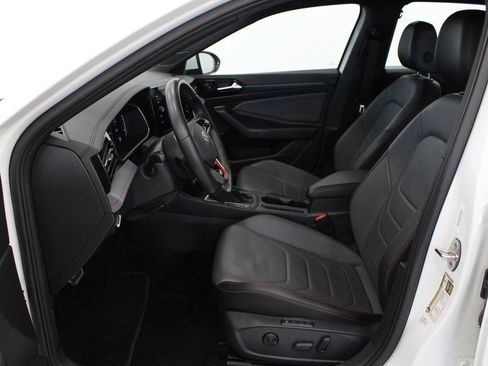 Used 2025 Volkswagen Jetta GLI Autobahn FWD image 11