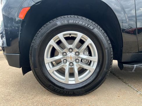 Used 2024 Chevrolet Tahoe LT AWD/4WD image 24