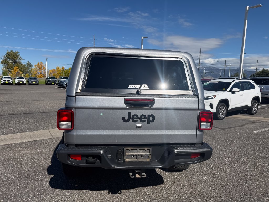 Used 2020 Jeep Gladiator Sport w/ Quick Order Package 24S AWD/4WD image 3