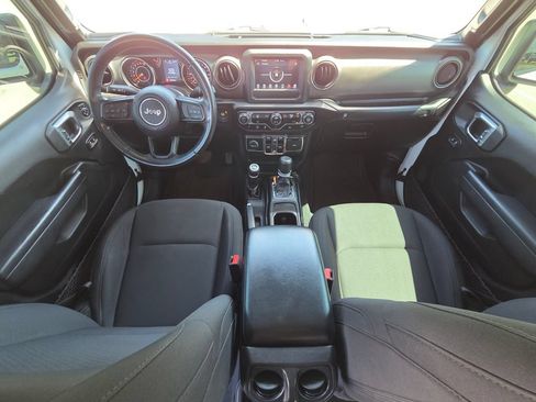 Used 2022 Jeep Gladiator Sport AWD/4WD image 24