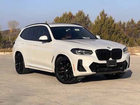 Used 2023 BMW X3 sDrive30i w/ M Sport Package image 2