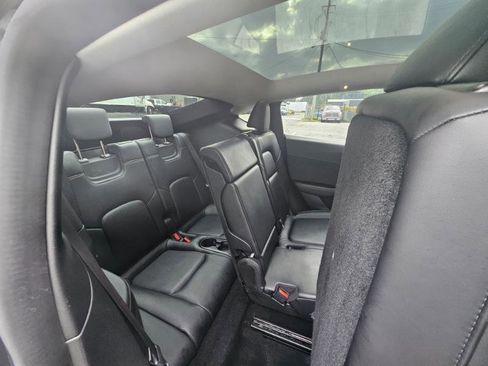 Used 2022 Tesla Model Y Long Range AWD/4WD image 65