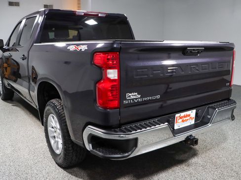 Used 2022 Chevrolet Silverado 1500 LT image 9
