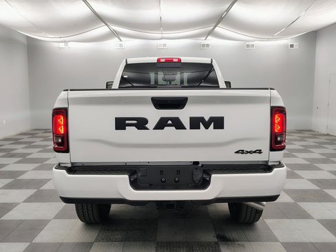 New 2026 RAM 2500 Tradesman AWD/4WD image 9