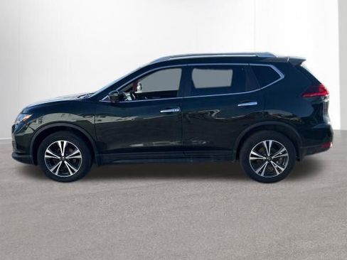 Used 2020 Nissan Rogue SV w/ Premium Package image 2