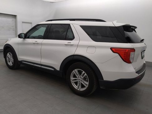 Used 2020 Ford Explorer XLT w/ Equipment Group 202A RWD image 3