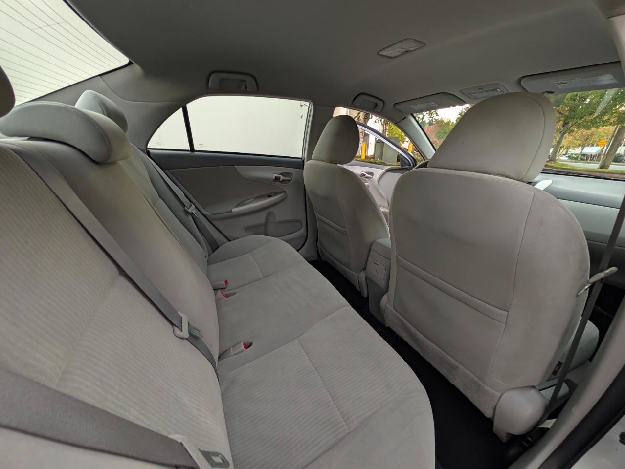 Used 2010 Toyota Corolla LE w/ LE EVP Pkg #1 FWD image 10