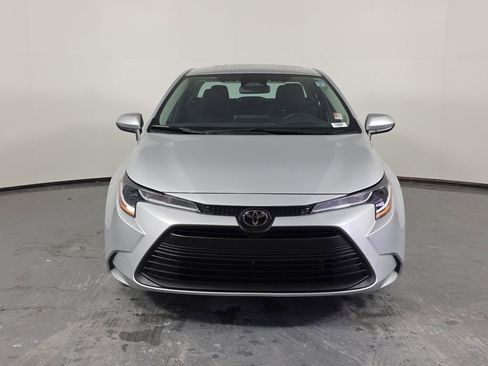 Certified 2024 Toyota Corolla LE FWD image 2