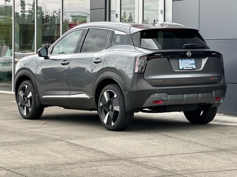Used 2025 Nissan Kicks SR w/ Illumination Package AWD/4WD image 5